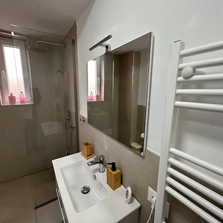 Cosy Staycation Apartman Tirana